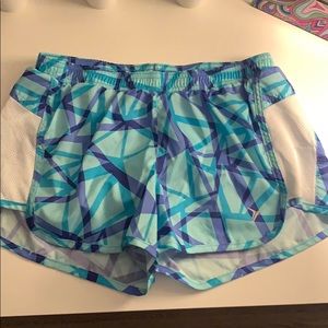 Women’s Old Navy Active shorts